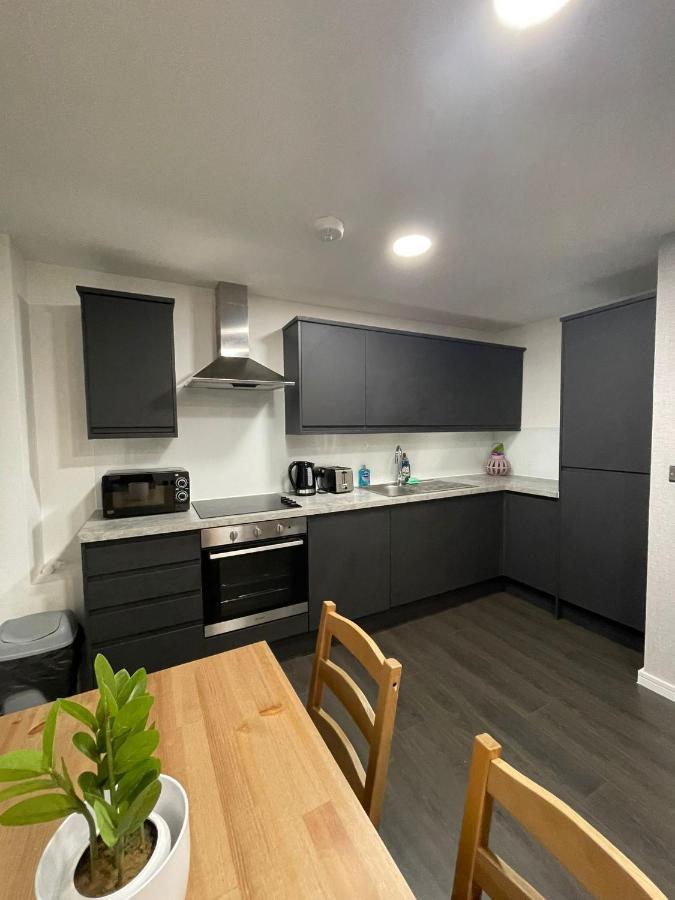 Charming Modern Apartment Near London Heathrow Feltham Luaran gambar